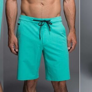 Lululemon 3rd Street Short Heathered Bali Breeze Green Turquoise size 40